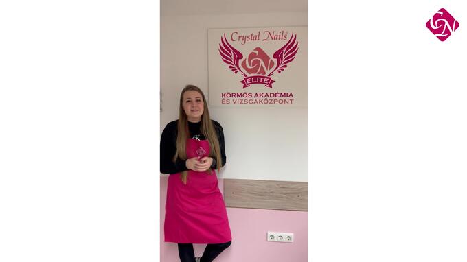 Sárközy-Eigner Roxana kedvenc Crystal Nails terméke 