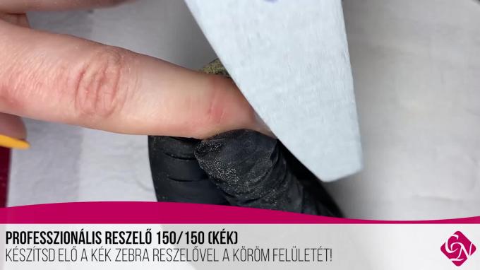 Doviscsák Dóra CrystaLac töltés Compact Base Gel Cover Pink-kel